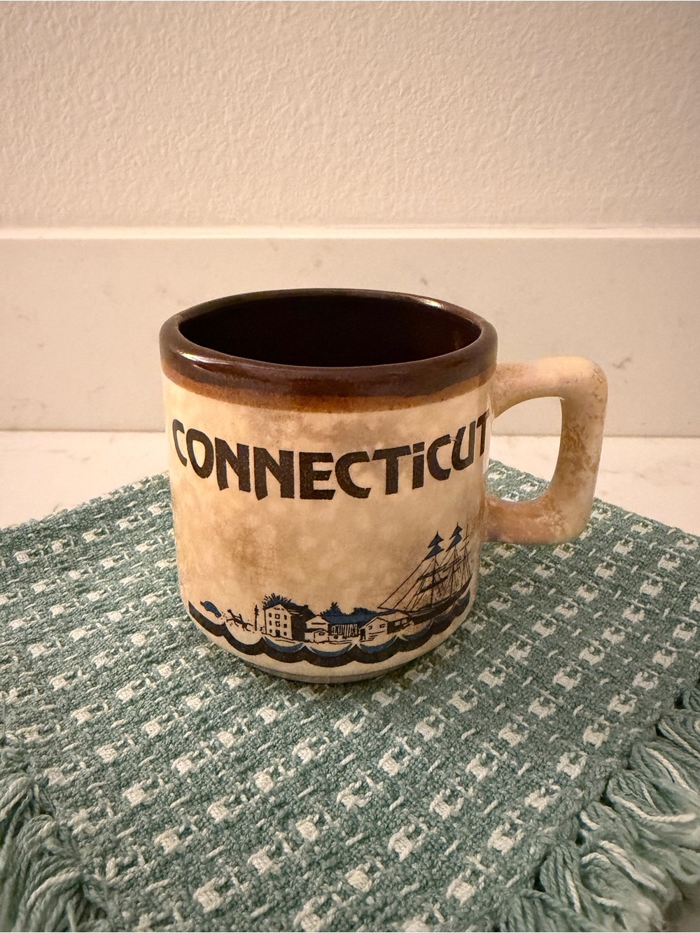 Connecticut Ceramic Souvenir Mug - Beige and Dark Brown